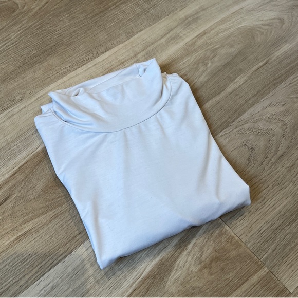 Organic Basics Tencel Lite Turtleneck - Picture 6 of 6